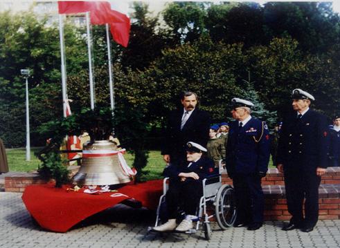 Dzwon „Generał Zaruski” i jego rodzice chrzestni