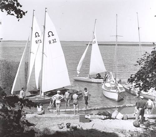 as1